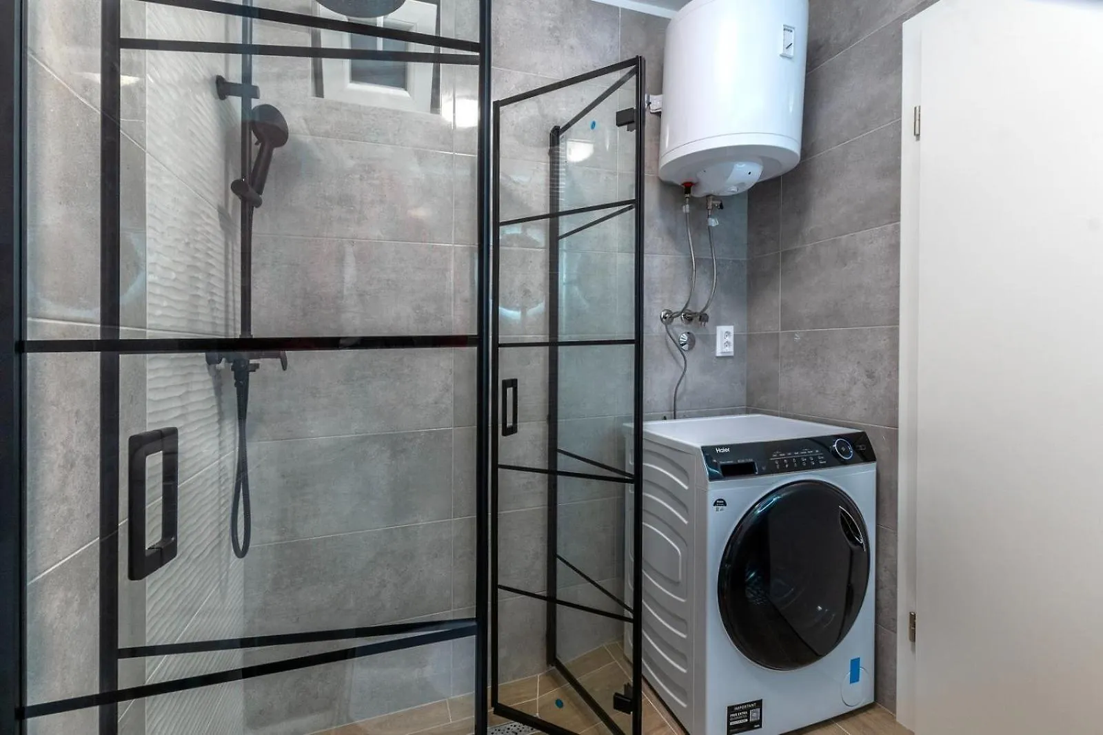 Apartment Marta - Free Parking! Split
