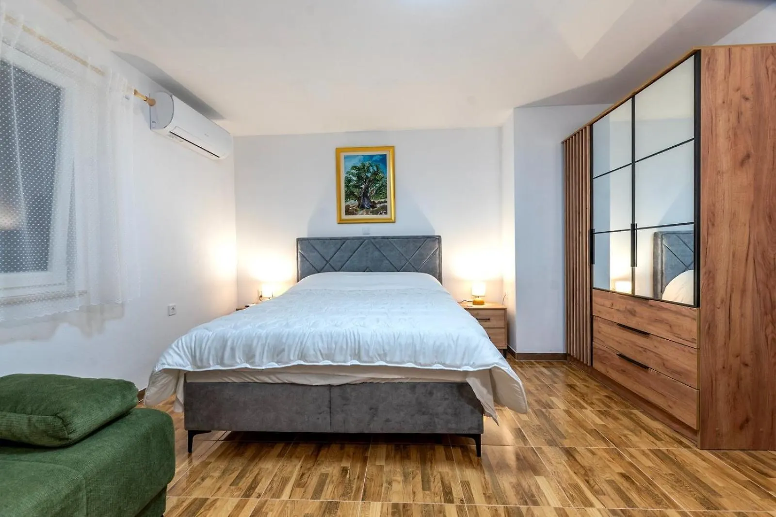 Apartment Apartman Marta Split
